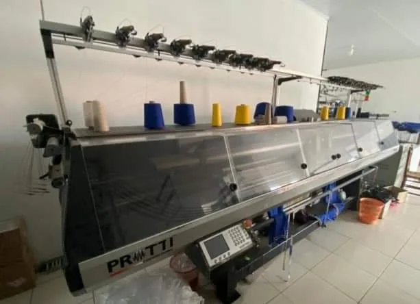 Máquinas de Tricô Retilíneo PROTTI